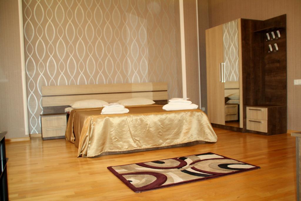 Bonus Hotel Tbilisi Exterior photo